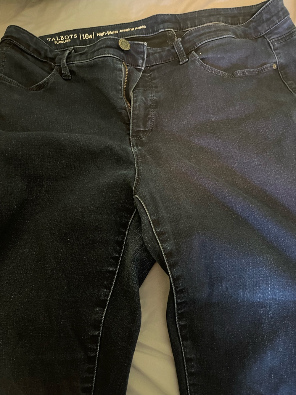 Talbots Women's Skinny Jeans in Dark Blue-Black